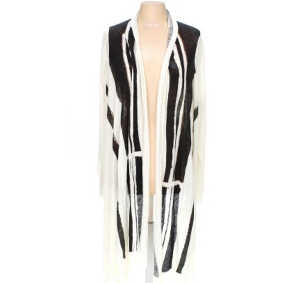 DKNY Sweaters - DKNY Black White Print Abstract Open Wrap Cardigan